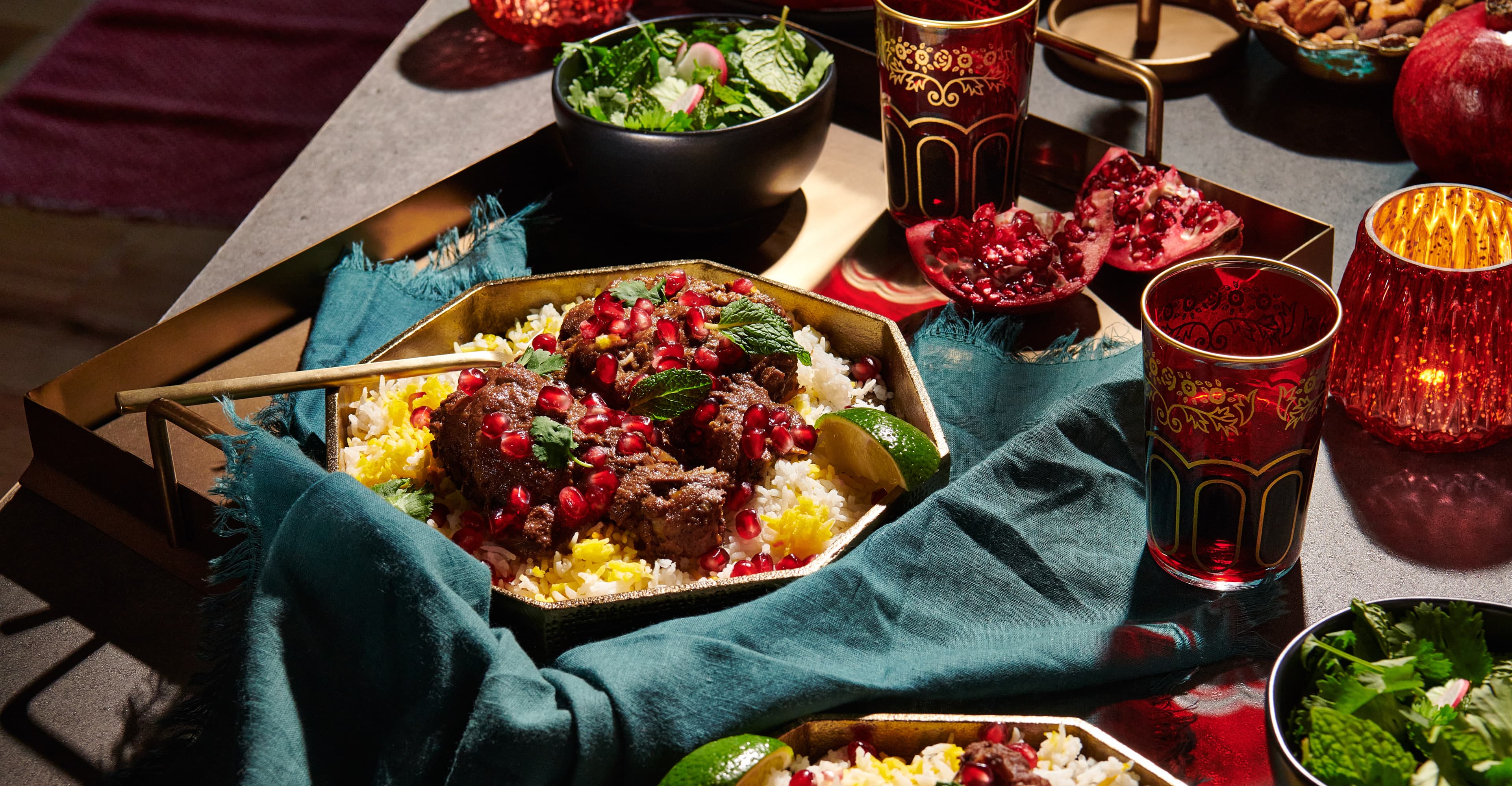 Classic Swiss-Style Cheese Fondue with Toasted Bread