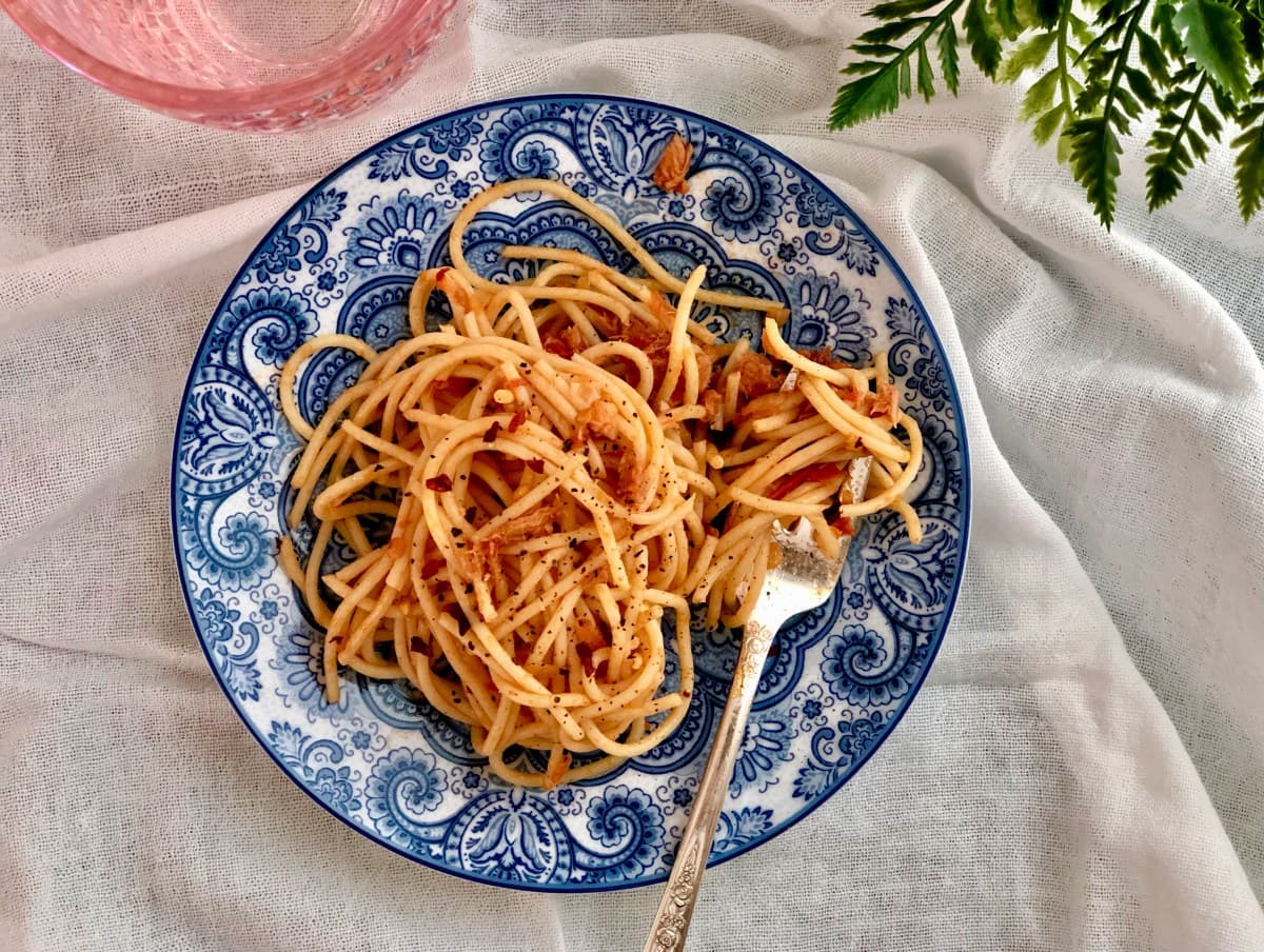 Classic Mediterranean Tuna Tomato Spaghetti (Premium Home Style)
