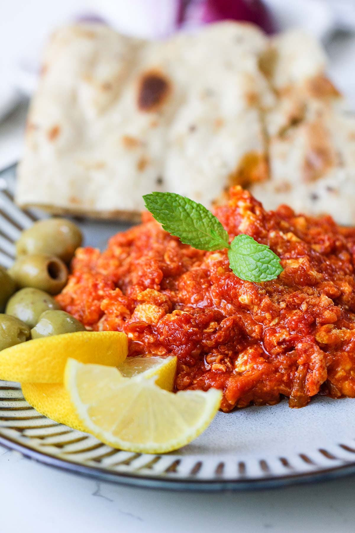 Persian-Style Chicken or Lamb Liver Stuffed Omelette (Omelet Jigar Morgh ya Barreh)