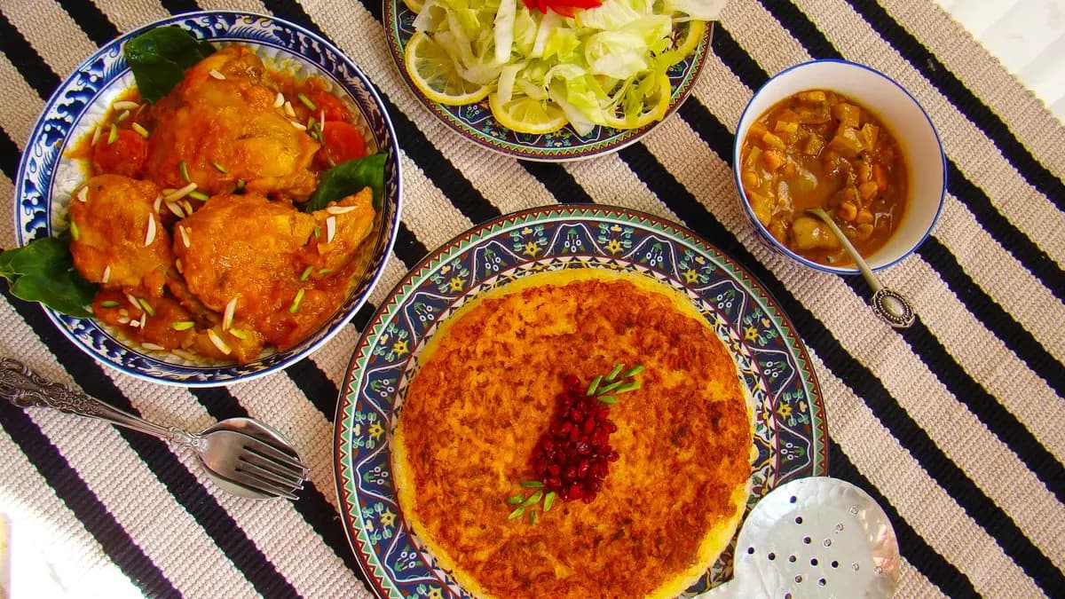 Persian Tangerine Chicken Stew (Khorak-e Morgh ba Narenji)